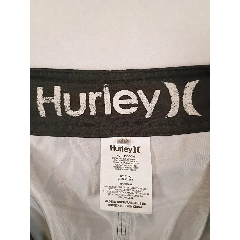 Surf Beach Hurley Mens 30 Black Grey White Striped Cargo Board Shorts MBS0002980